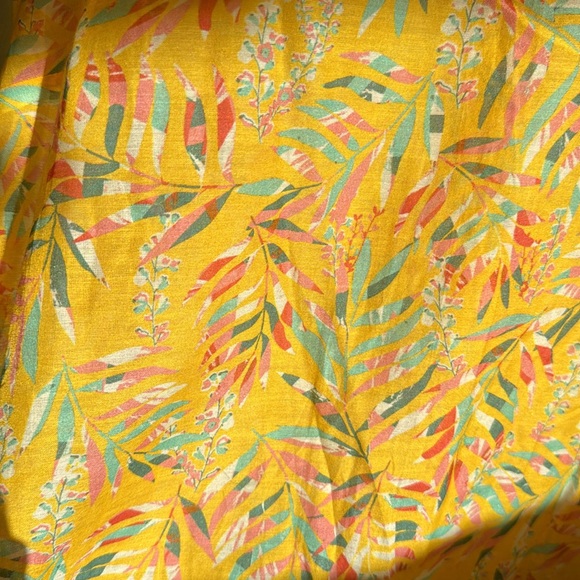 Adorable Sezane Tank Blouse - Picture 2 of 5